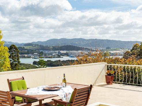 22 George Point Road, Onerahi