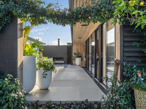 1/246 Lake Road, Hauraki