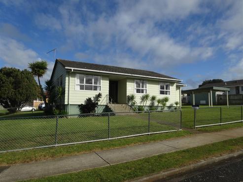 2 Arnhem Place, Pukekohe