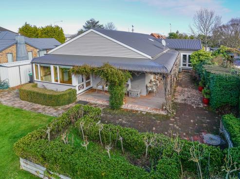 130 Memorial Avenue, Burnside