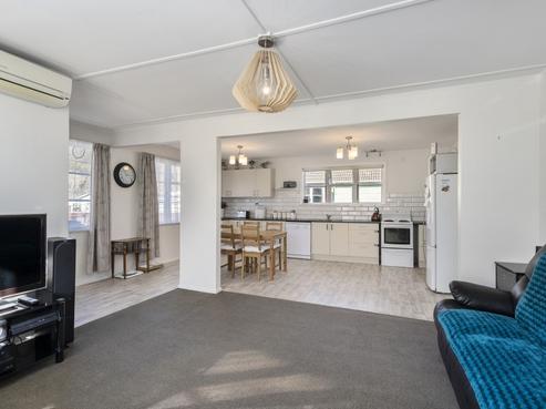 14 Strand Crescent, Naenae