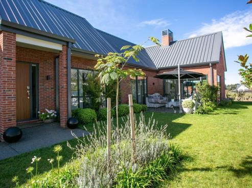 43 Pengover Avenue, Leamington