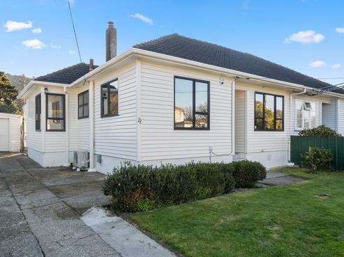 21 Compton Crescent, Taita