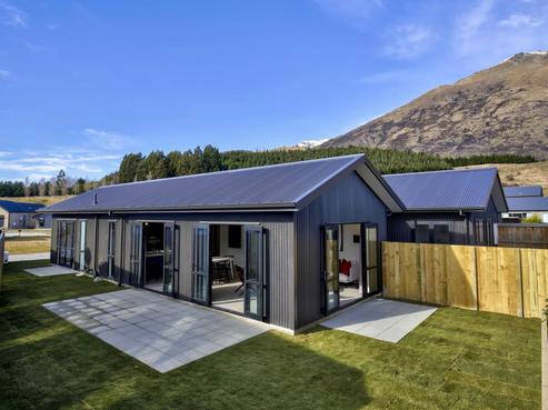 16 Silver Street, Dalefield/Wakatipu Basin