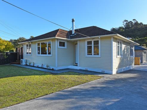 12 Richard Grove, Stokes Valley