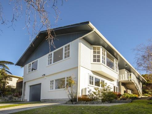 44 Redvers Drive, Belmont