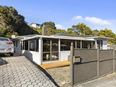 4 Barberry Grove, Maungaraki