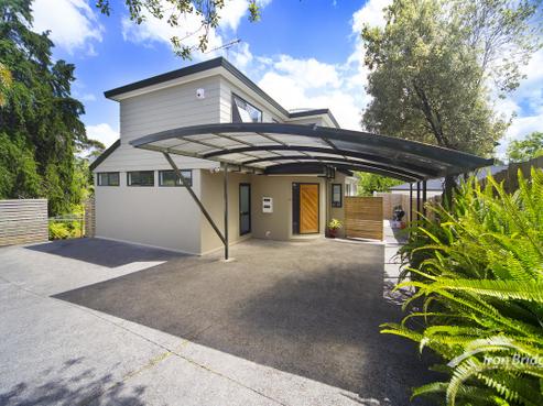 2/8 Fuchsia Place, Birkdale