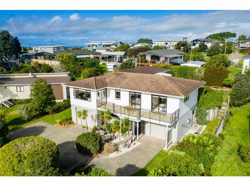 6 Awatea Street, Mangawhai Heads