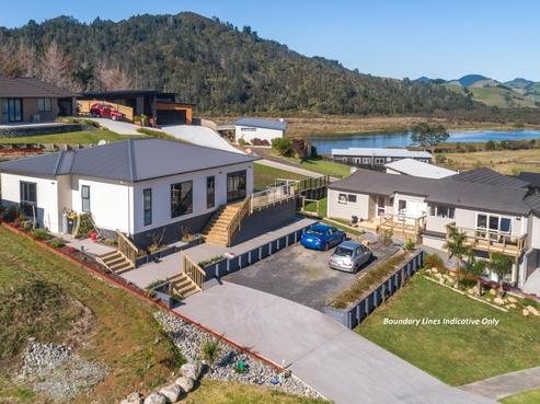121 Rangituia Street, Whangamata
