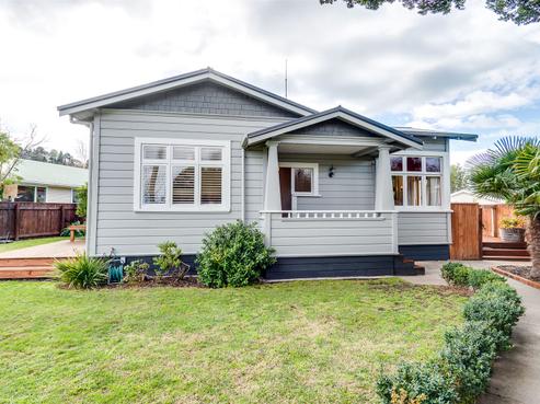 10 Petane Road, Bay View