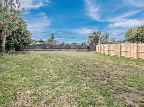 18 Vaucluse Avenue, Paraparaumu Beach