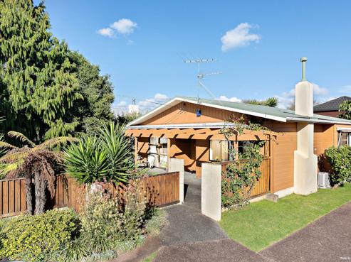 3 Ambury Avenue, Royal Oak