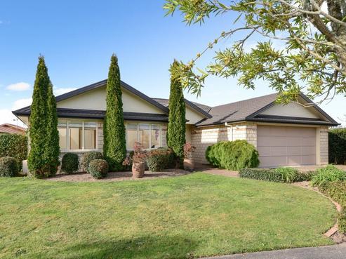 12 Fencourt Place, Rototuna North