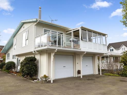 2 Carter Street, Belmont