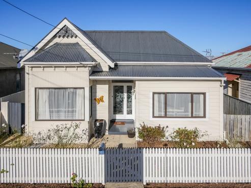 17 Bellona Street, Saint Kilda