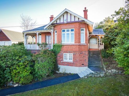 7 Beaumont Road, Belleknowes