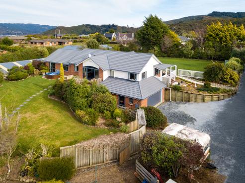 74A Kirton Drive, Riverstone Terraces