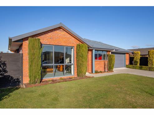 15 Greenmeadow Gardens, Belfast
