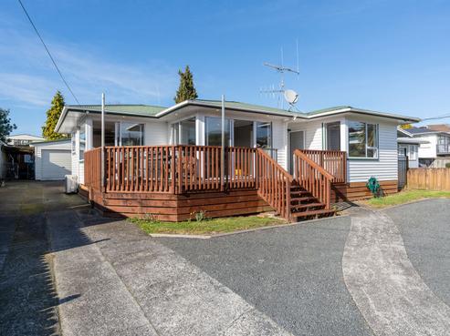 19 Manapouri Place, Glenview