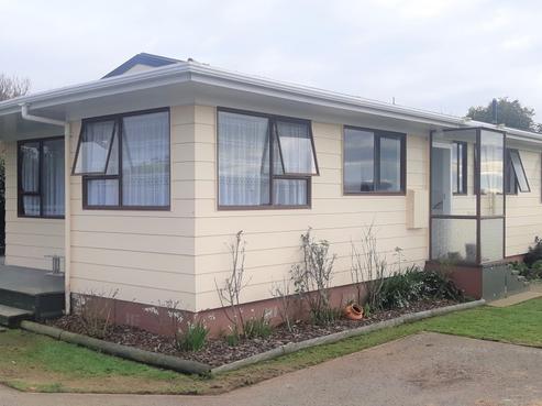 262R Pembroke Road, Stratford