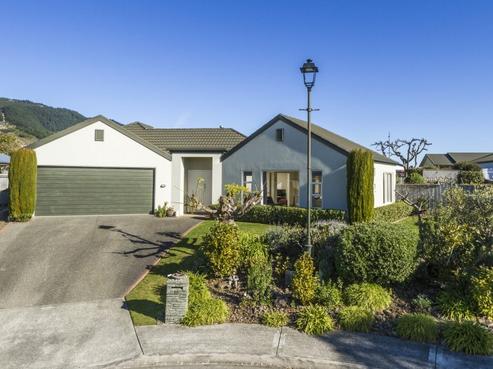 10 Ruth Page Place, Richmond