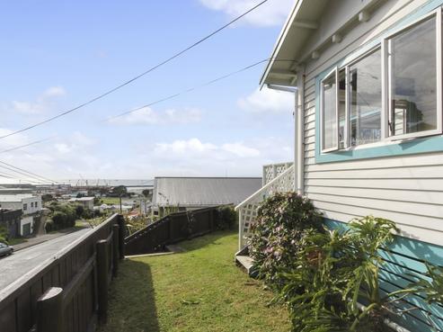 61 Pioneer Road, Moturoa