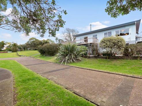 2/112 Browns Bay Road, Rothesay Bay