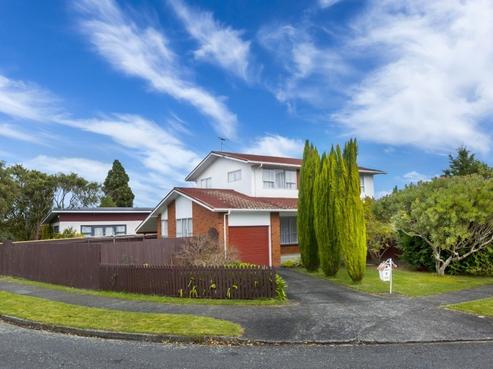 8 Baltimore Crescent, Totara Park