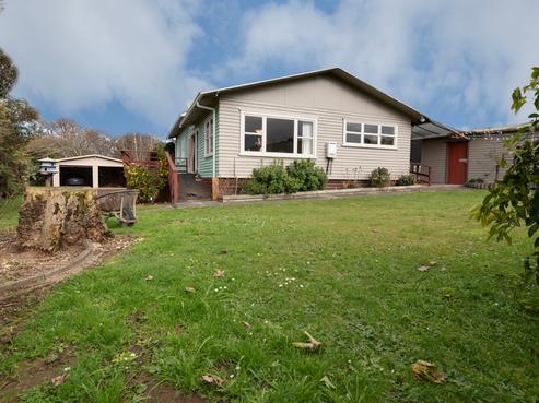 13 Okoroire Street, Tirau