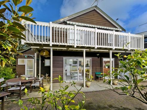 4A Cracroft Street, Devonport