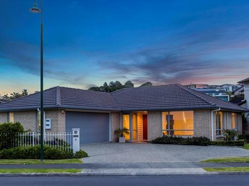 4 Chesterfield Way, Orewa
