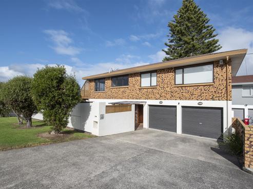 1/32 Beach Road, Castor Bay