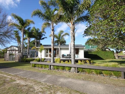 81 Vista Paku, Pauanui