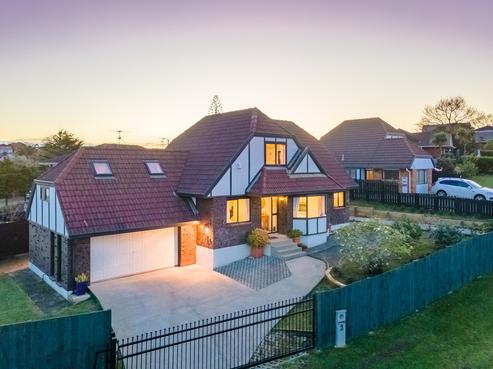 2 Citation Way, Botany Downs