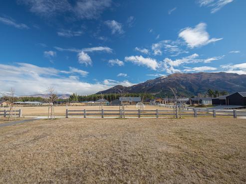 12 Brewster Crescent, Lake Hawea