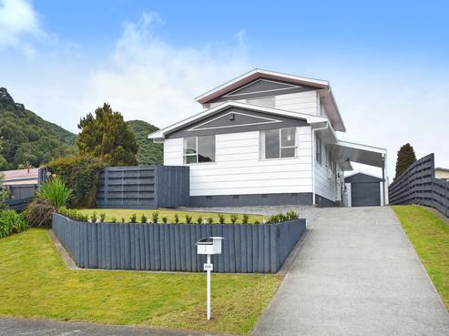 3 Kansas Grove, Totara Park