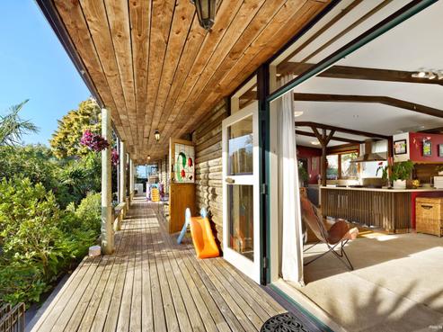 339 Point Chevalier Road, Point Chevalier