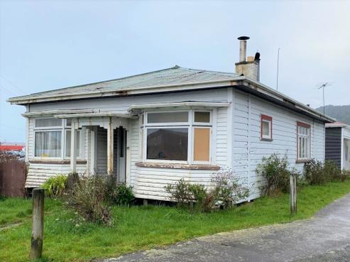 32 Turumaha Street, Greymouth