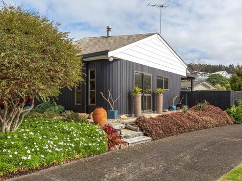 123B Onemana Drive, Onemana