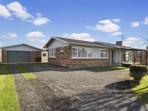 159 Sandwich Road, Saint Andrews