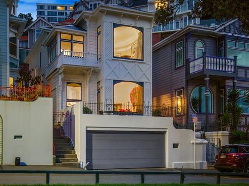 198 Oriental Parade, Oriental Bay