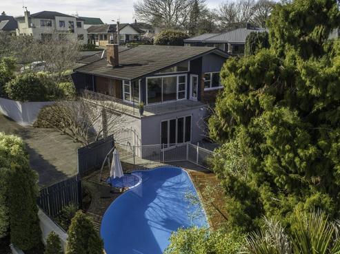 7 Riverview Terrace, Fairfield