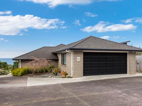 464 Whangaparaoa Road, Stanmore Bay