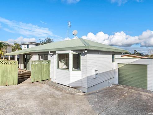 2/107 Archmillen Avenue, Pakuranga Heights