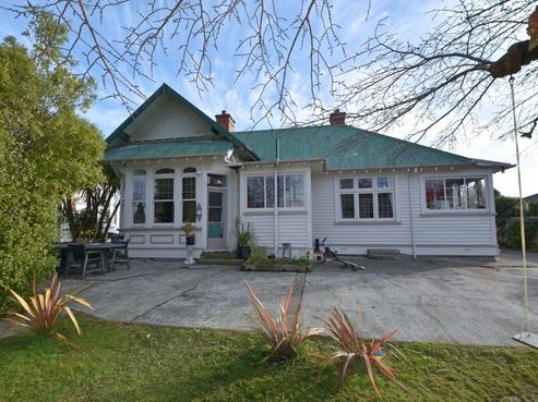 18 Thomson Street, Avenal