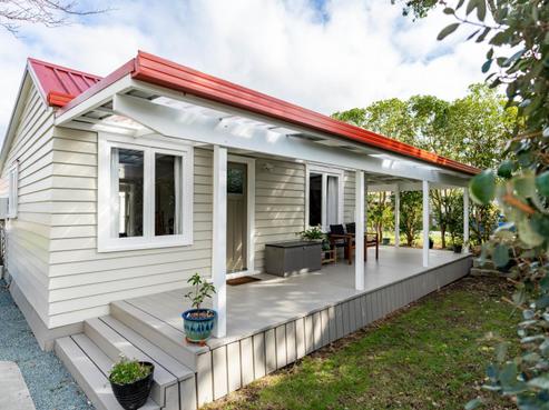 10 Leslie Street, Mangawhai