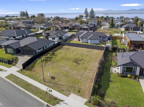 17 Memorial Drive, Motueka