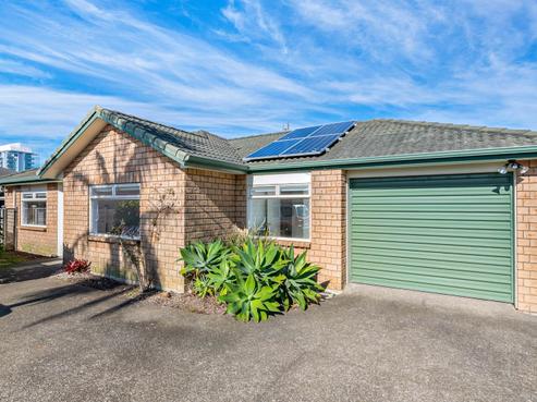 27 Dan Tori Place, Orewa