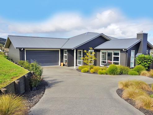 12 Laly Haddon Place, Matakana